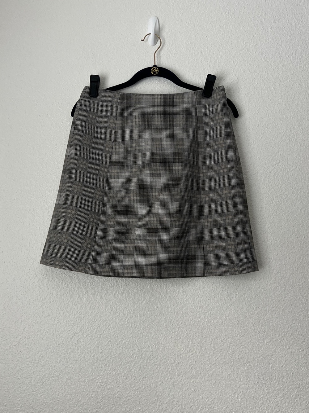 Aritzia Babaton Hopper Plaid Mini Skirt Gray Size 8 High Waisted A-Line